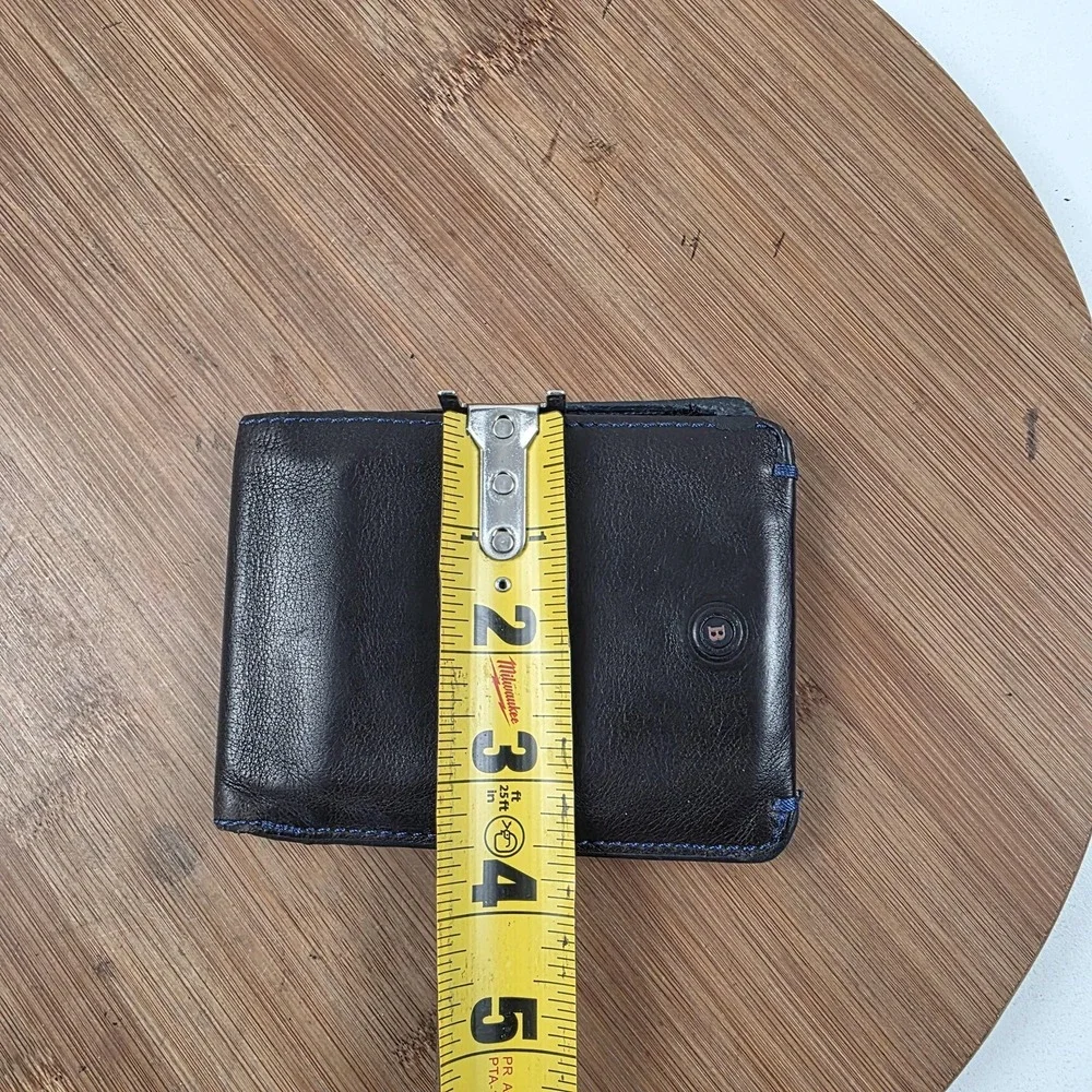 Miguel Bellido Wallet Mens One Size Black Leather Bifold Slim Card Case Logo